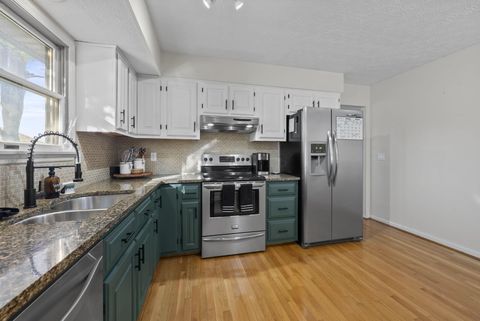 Tiny photo for 573 Rutherford Avenue, Delaware, OH 43015 (MLS # 225041012)