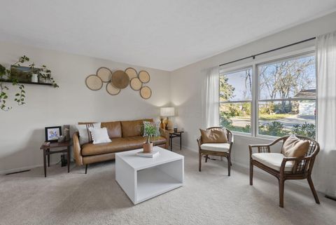 Tiny photo for 573 Rutherford Avenue, Delaware, OH 43015 (MLS # 225041012)