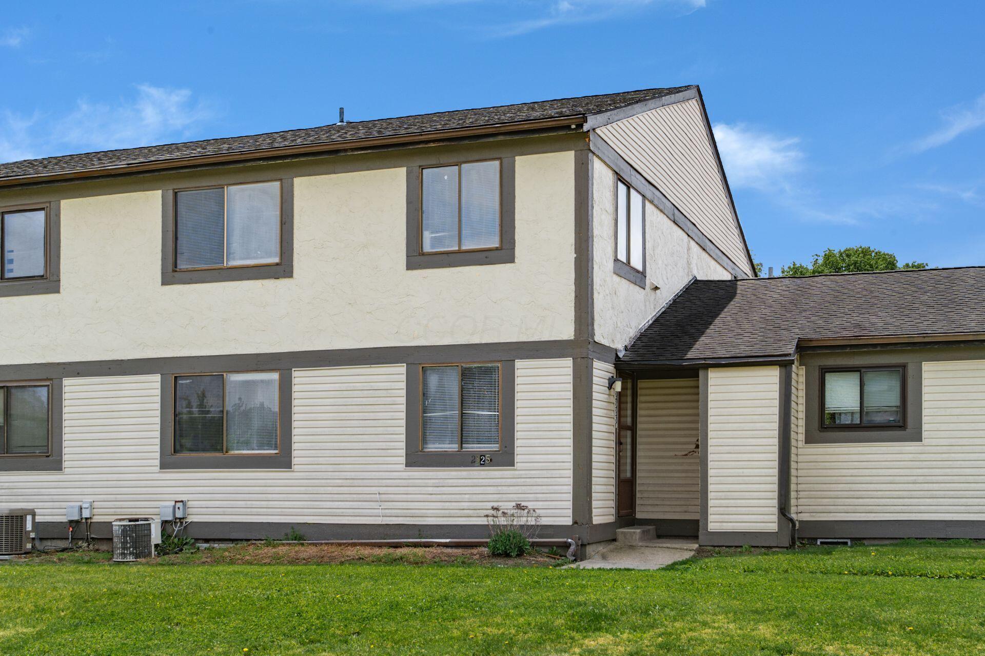 2325 Laurelwood Drive