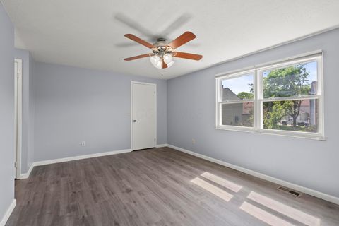 Tiny photo for 4919 Dublin Falls C #C, Columbus, OH 43221 (MLS # 226022814)