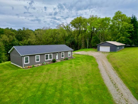 Photo of 1300 Lectric Lane, Zanesville, OH 43701 (MLS # 226035218)
