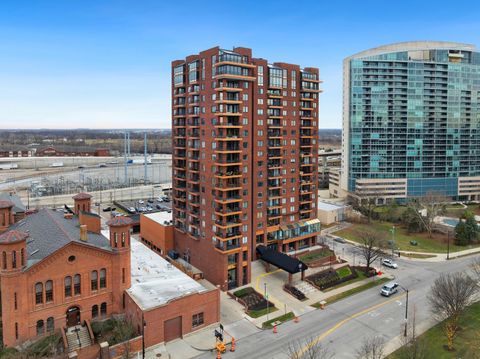 Photo of 155 Main Street 1901 #1901, Columbus, OH 43215 (MLS # 226001736)