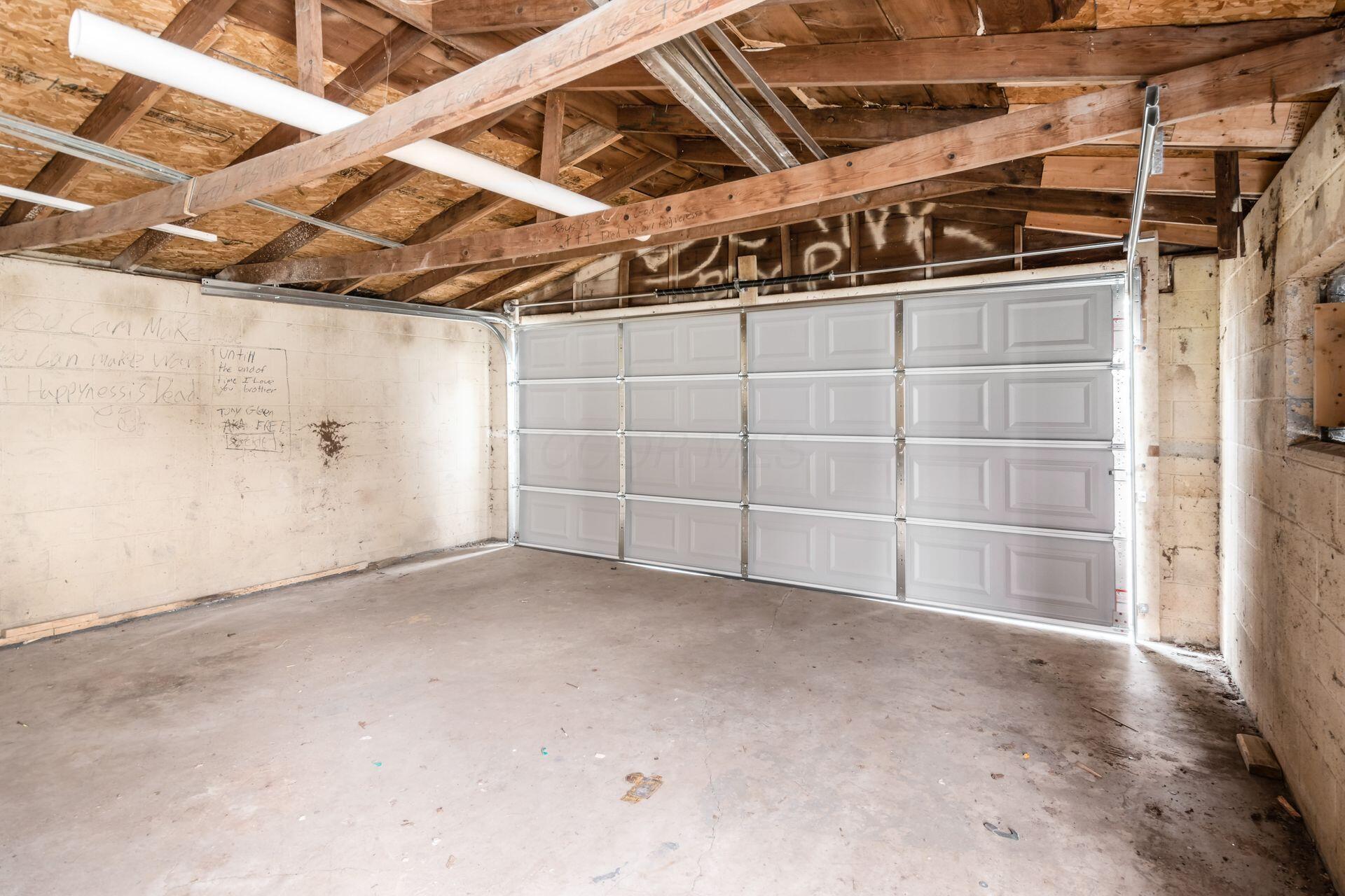 3009 Azelda Street, Columbus, Ohio image 32