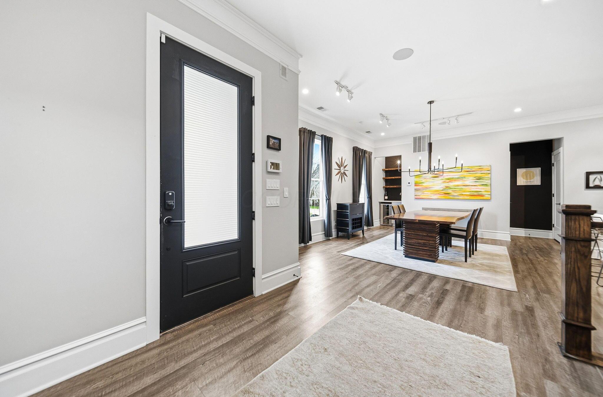 225 S Ohio Avenue 12