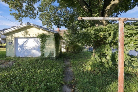 Tiny photo for 122 Hull Street, Crooksville, OH 43731 (MLS # 226039365)