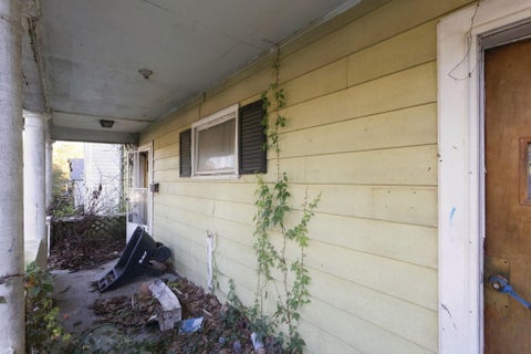 Tiny photo for 122 Hull Street, Crooksville, OH 43731 (MLS # 226039365)