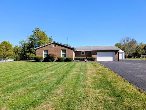 Photo of 24440 Sisk Road, Circleville, OH 43113 (MLS # 225039634)