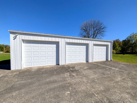 Tiny photo for 24440 Sisk Road, Circleville, OH 43113 (MLS # 225039634)