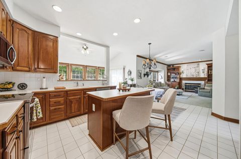 Tiny photo for 5498 Fawnbrook Lane, Dublin, OH 43017 (MLS # 226018090)