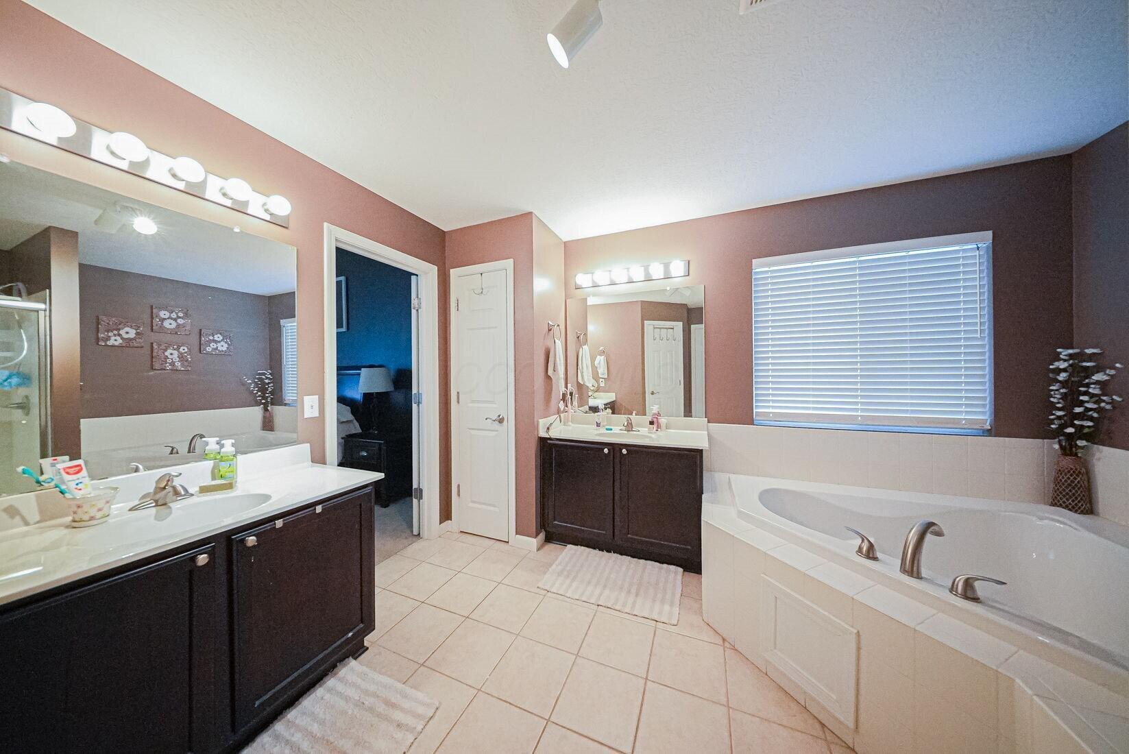 9958 Haaf Farm Drive, Pickerington, Ohio image 32