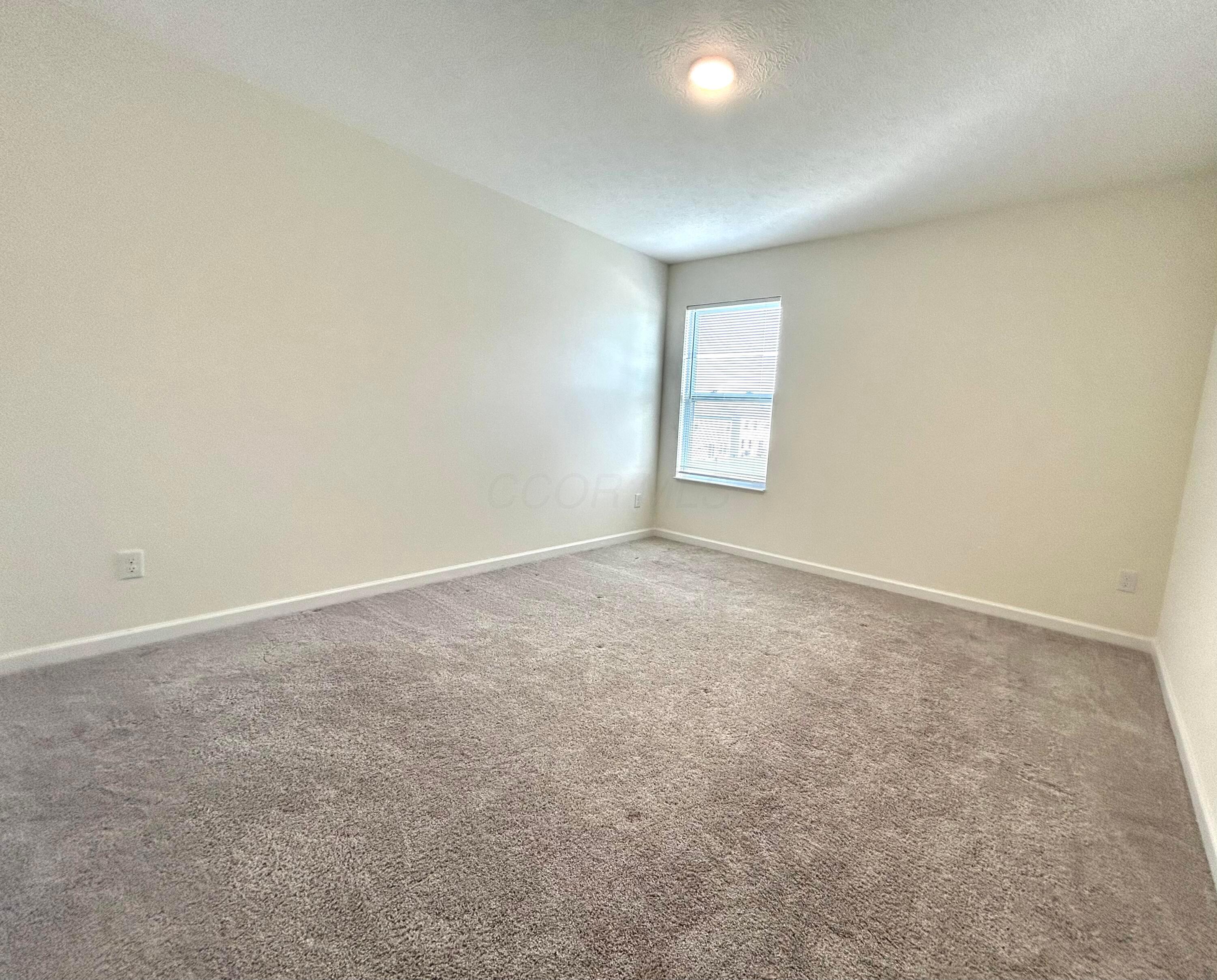1154 Hampton Lane, London, Ohio image 15
