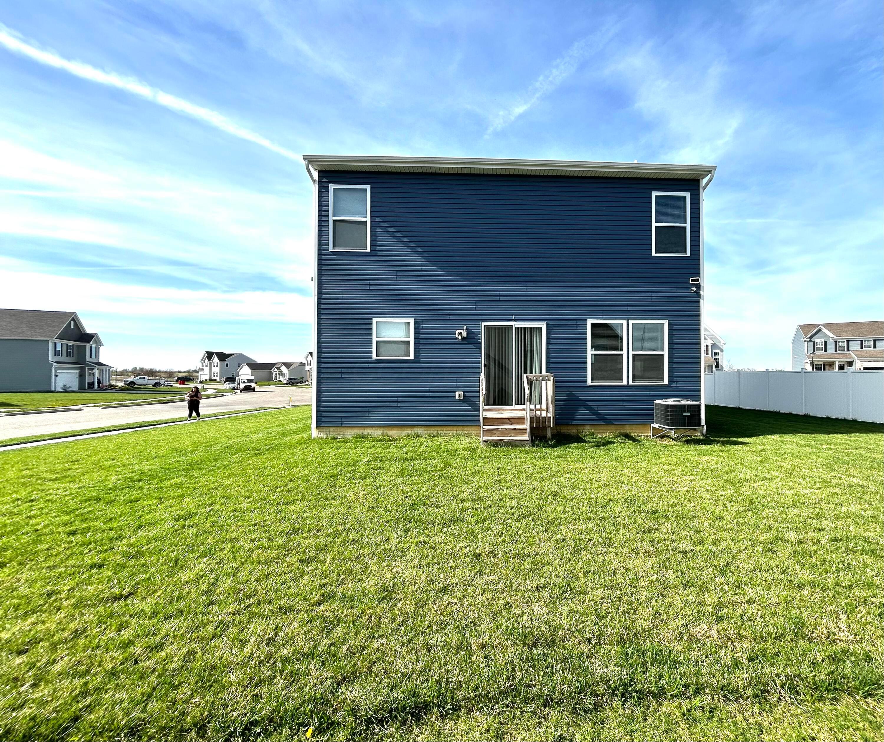 1154 Hampton Lane, London, Ohio image 29