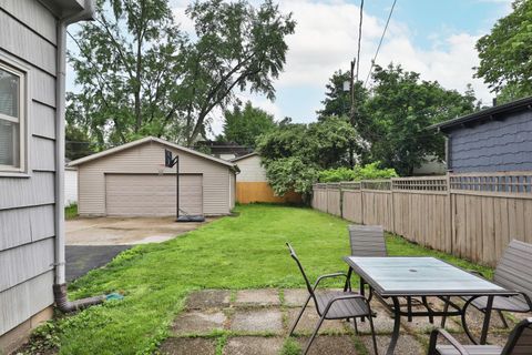 Tiny photo for 2449 Dale Avenue, Bexley, OH 43209 (MLS # 226014497)