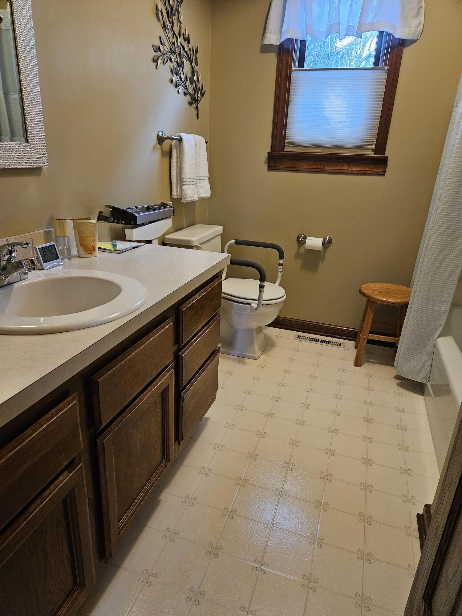 7918 Sethwick Road, Dublin, Ohio image 16