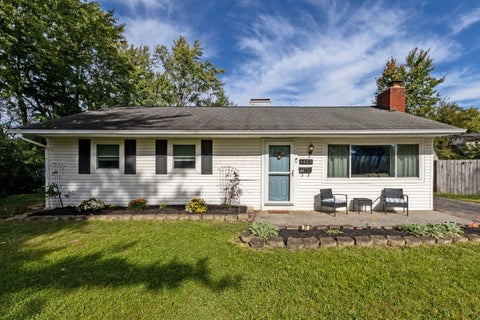 Homes For Sale - 5420 Crescent Drive<br/> Hilliard, OH 43026