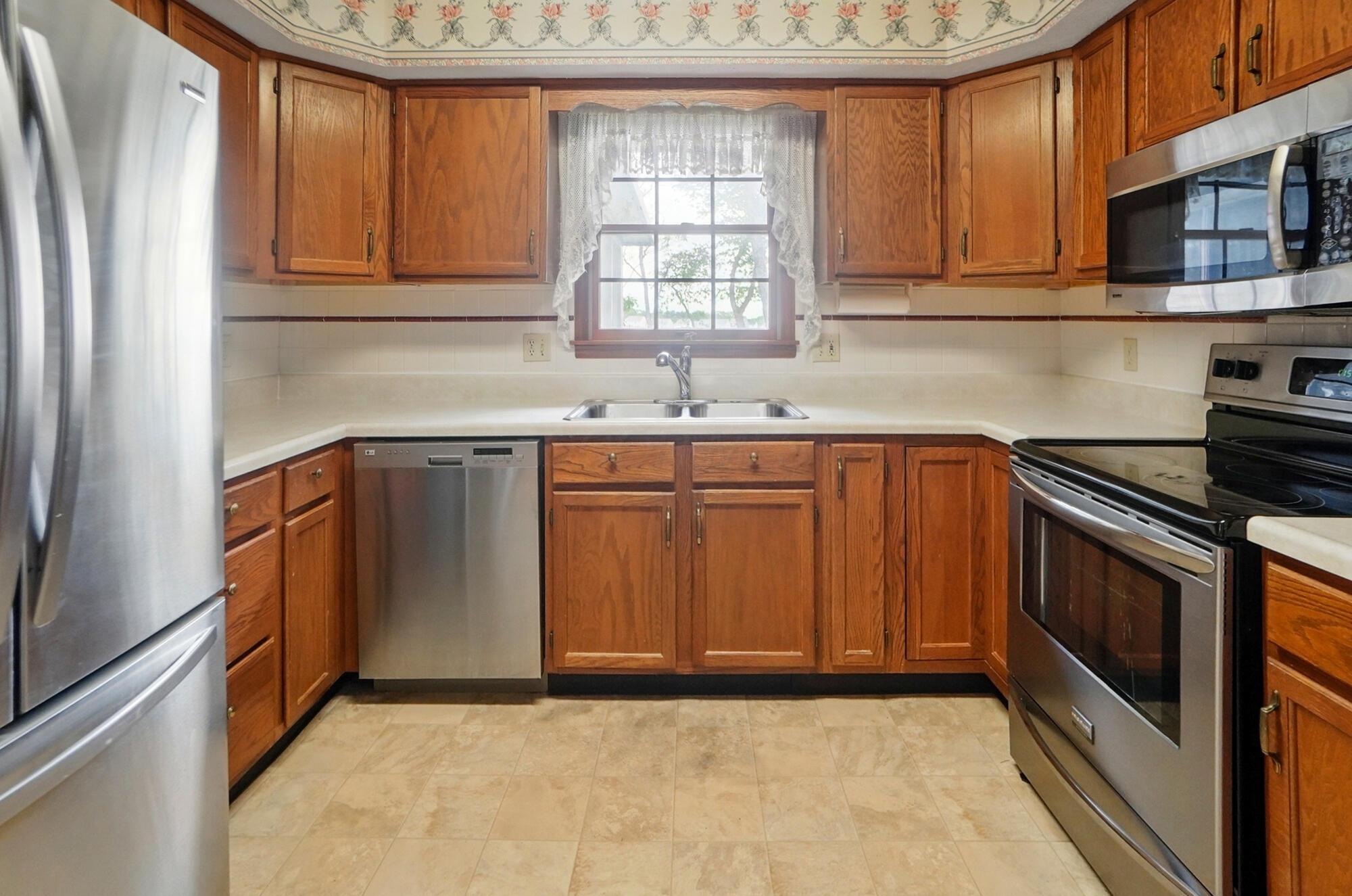 1775 Fox Ridge Drive, Springfield, Ohio image 30