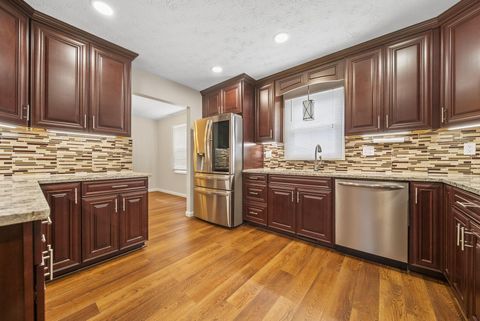 Photo of 451 Federal Circle, Delaware, OH 43015 (MLS # 226008564)