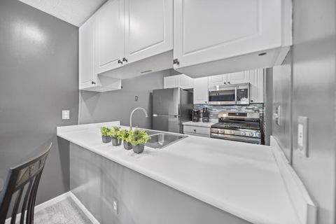 Tiny photo for 6772 Hamler Drive 25B #25B, Canal Winchester, OH 43110 (MLS # 225039661)