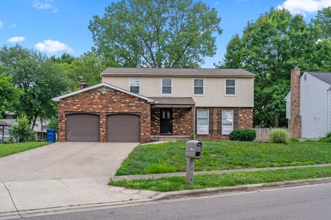 Photo of 909 Prince William Lane, Westerville, OH 43081 (MLS # 226023827)