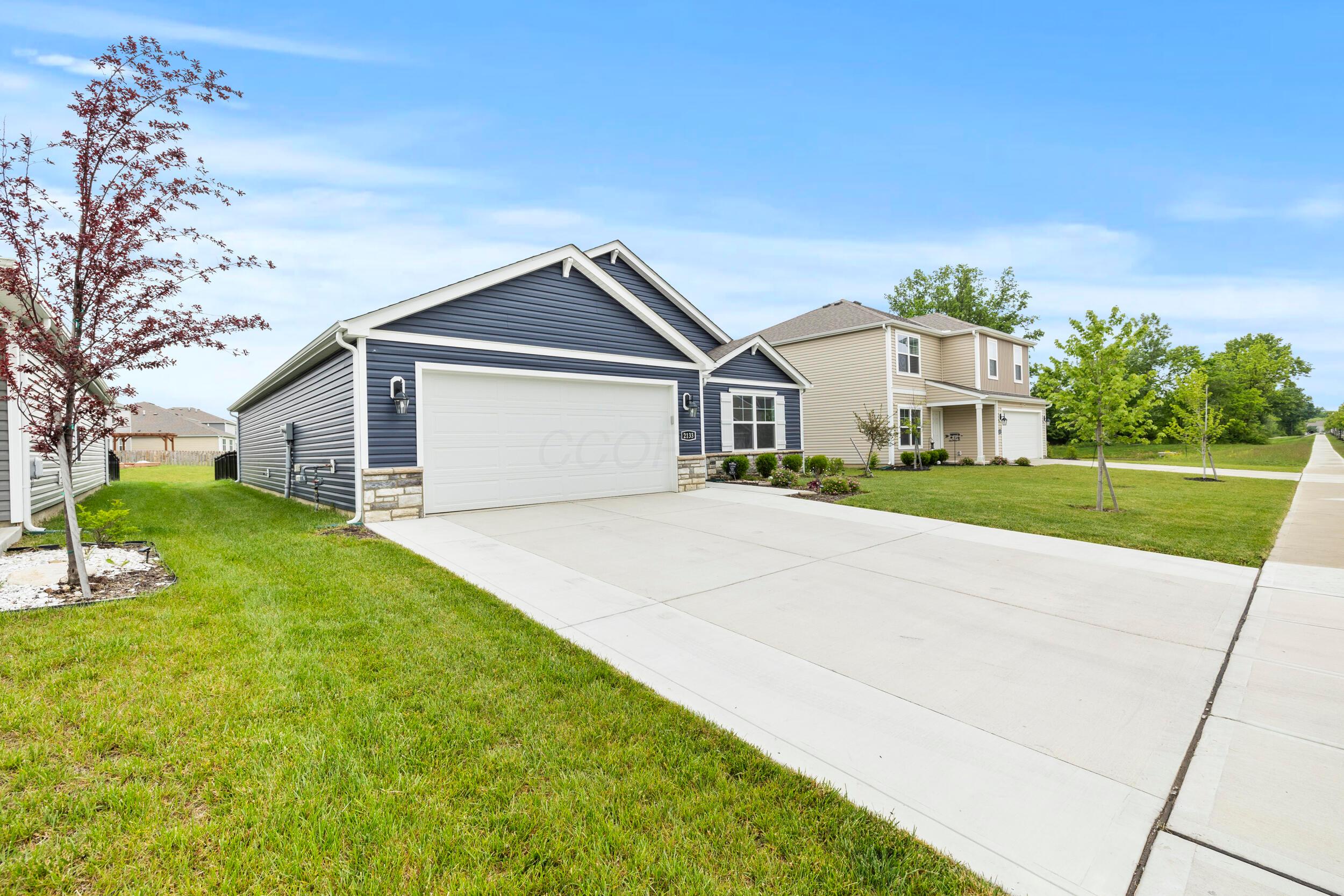 2133 Pentress Drive, Grove City, Ohio image 3
