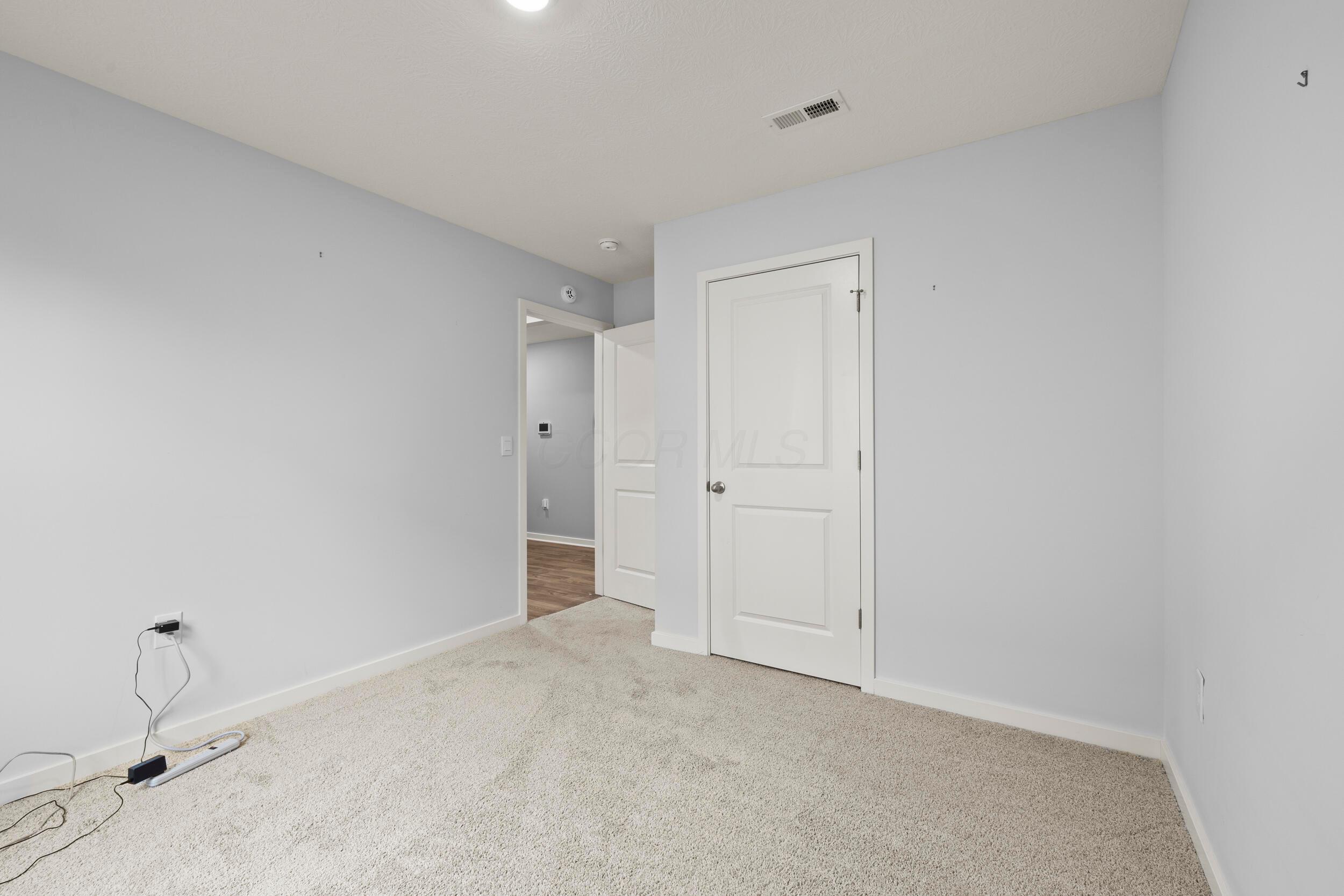 2133 Pentress Drive, Grove City, Ohio image 28