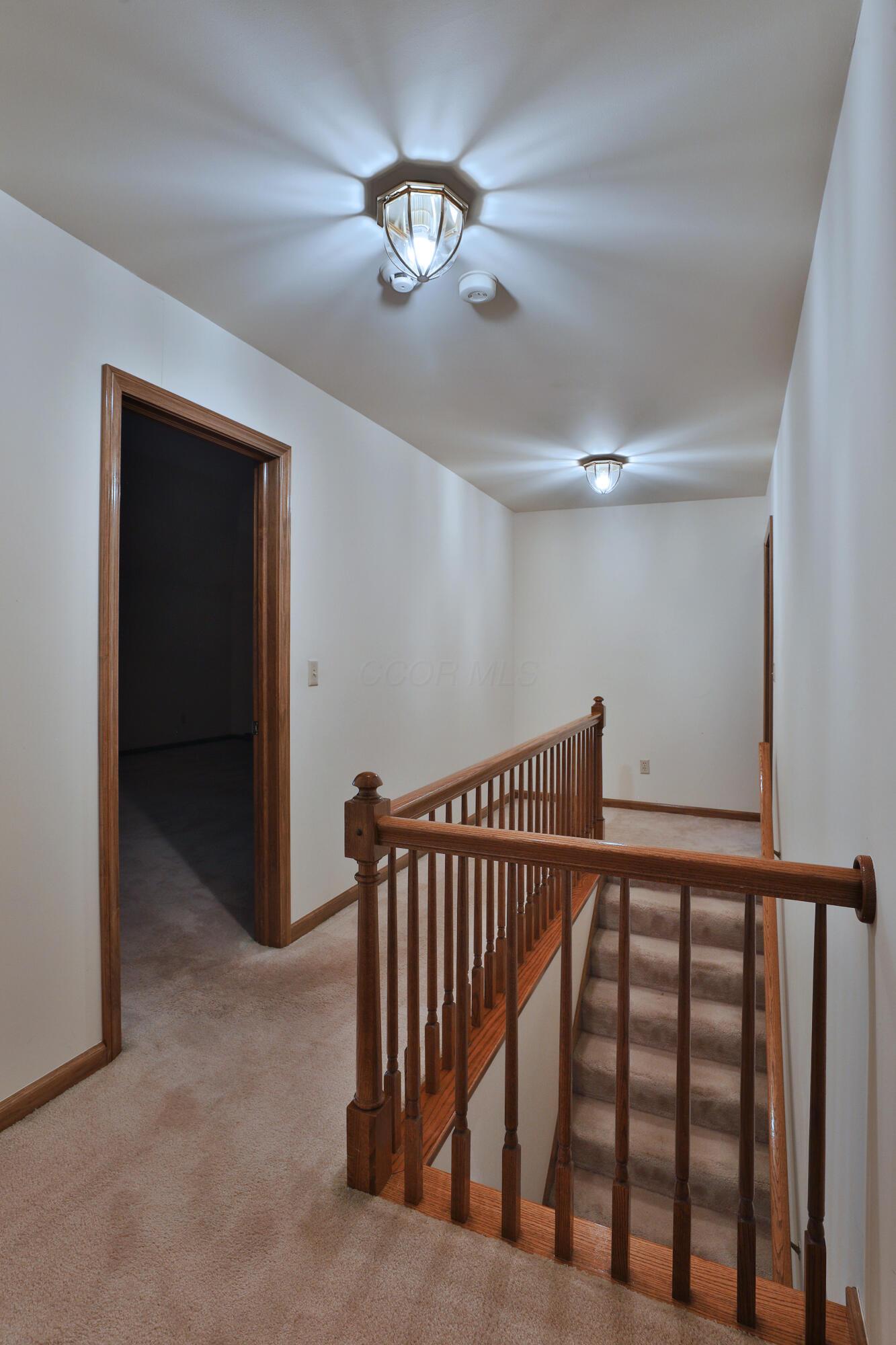 128 Green Springs Drive, Columbus, Ohio image 33