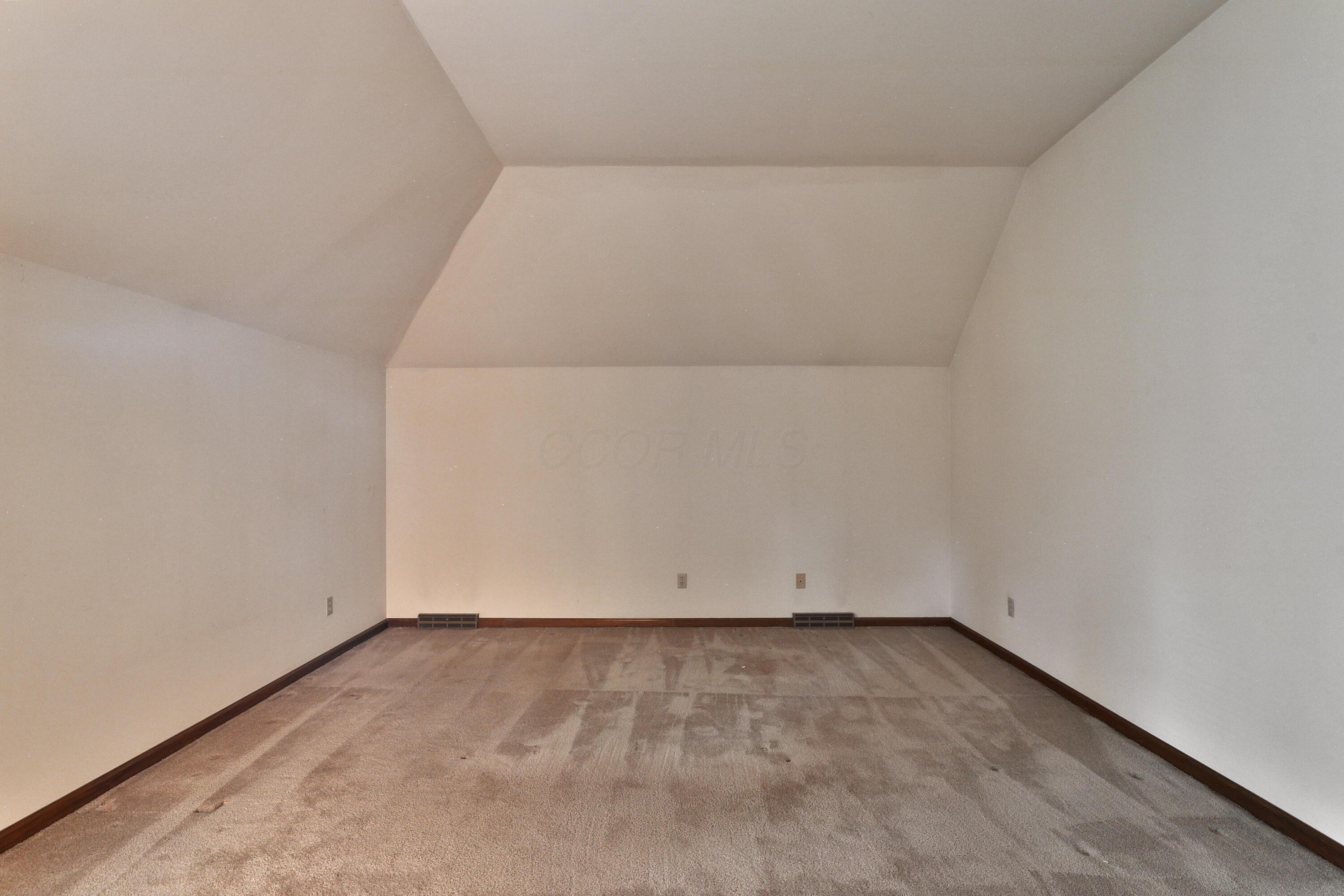 128 Green Springs Drive, Columbus, Ohio image 35