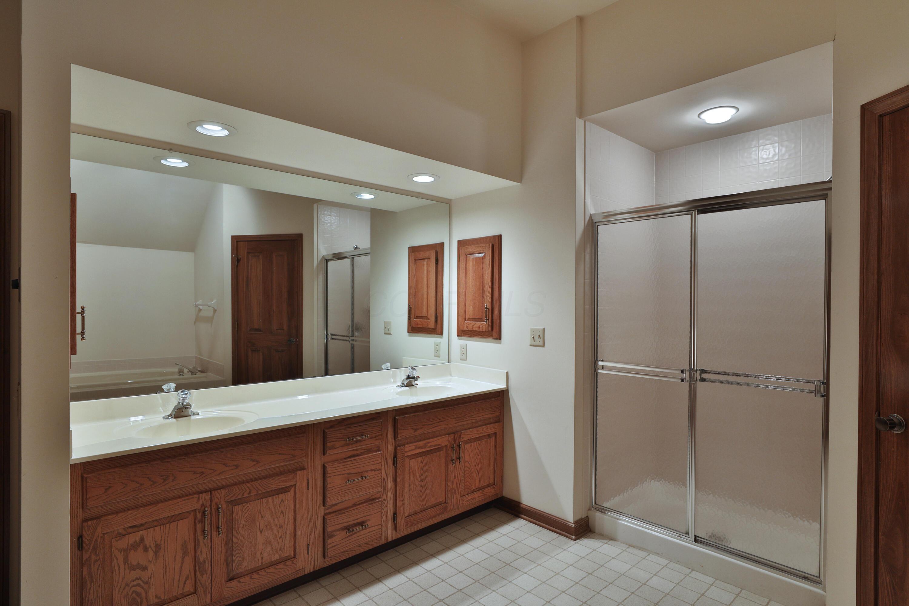 128 Green Springs Drive, Columbus, Ohio image 37