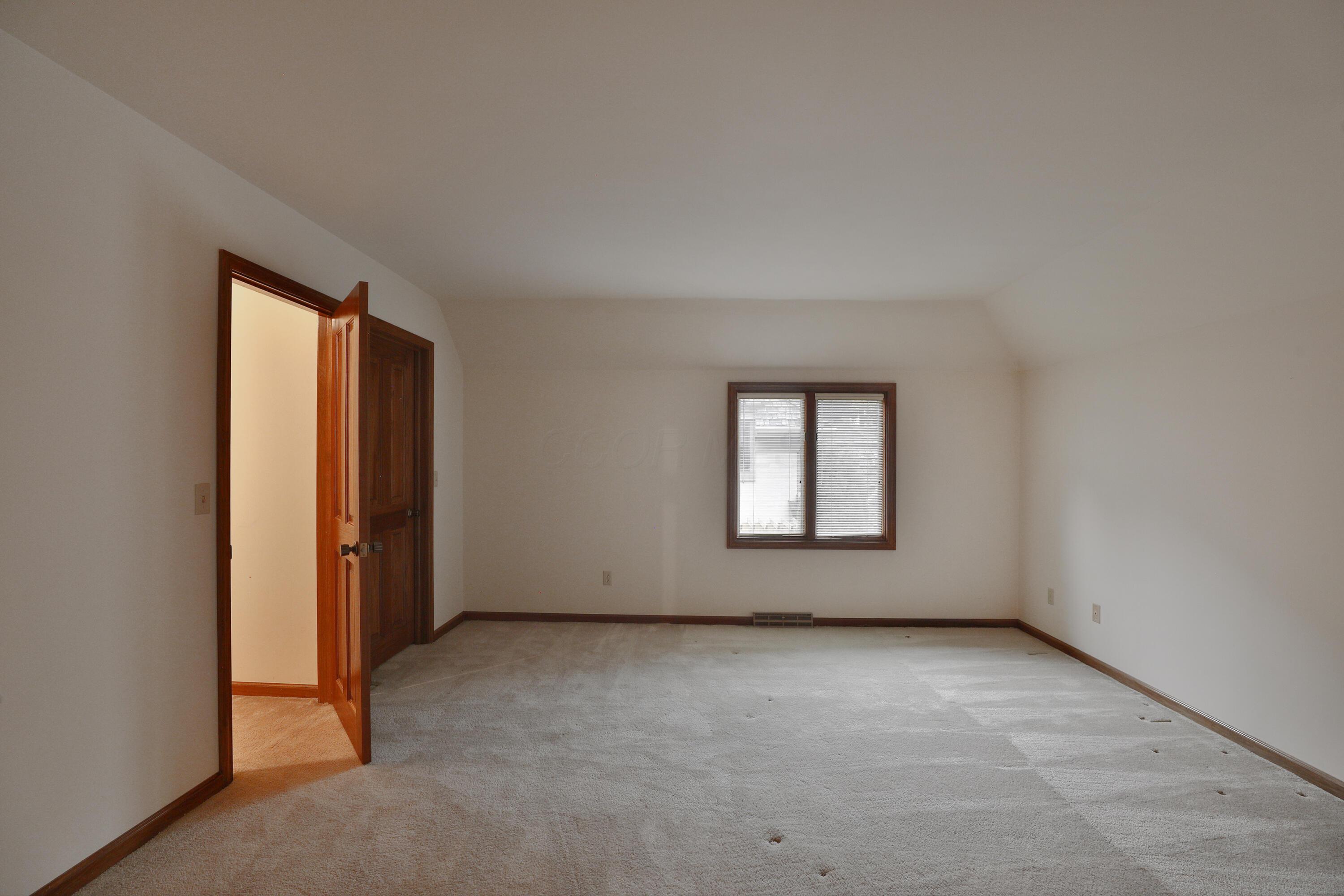 128 Green Springs Drive, Columbus, Ohio image 26