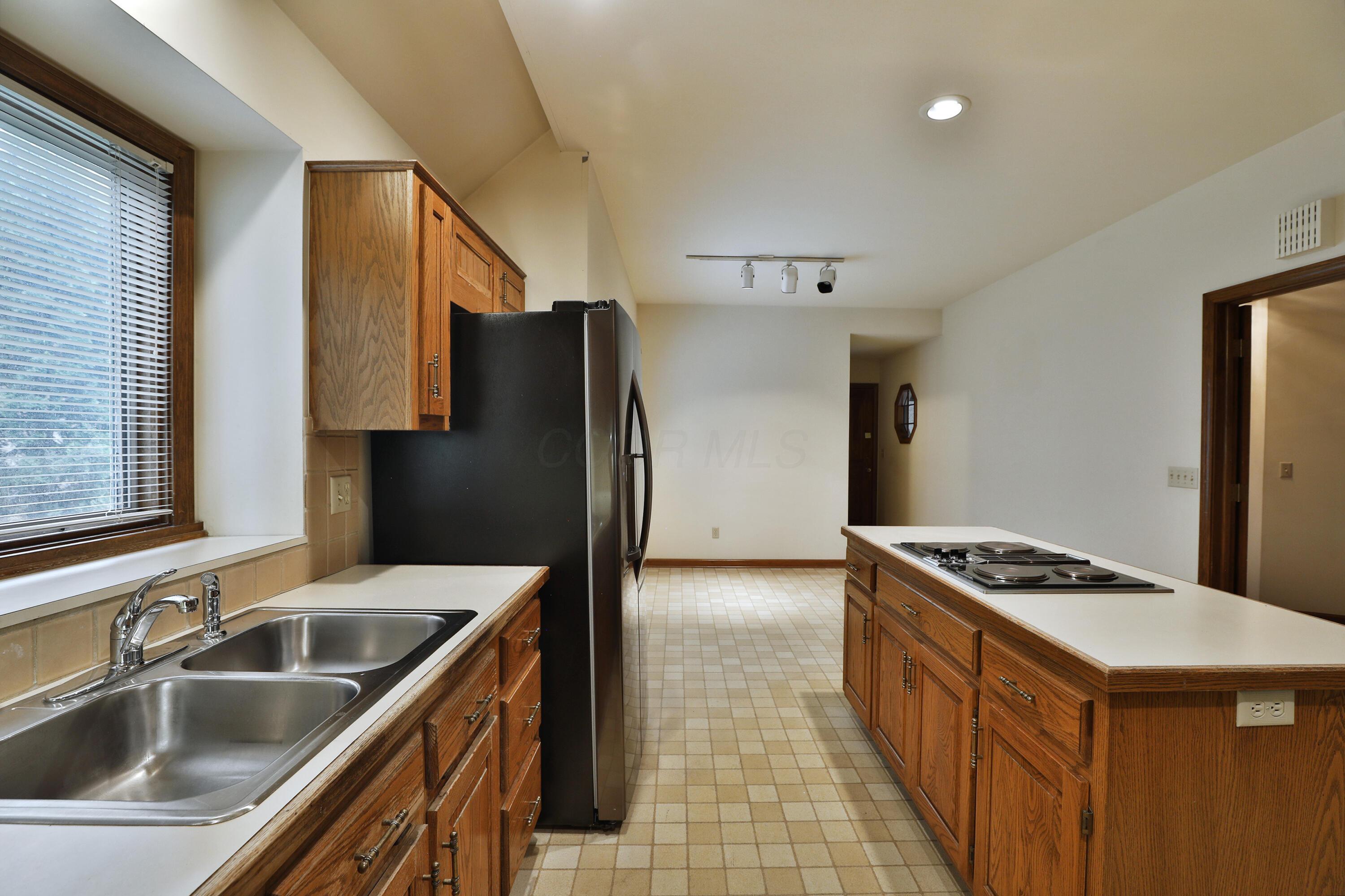 128 Green Springs Drive, Columbus, Ohio image 21