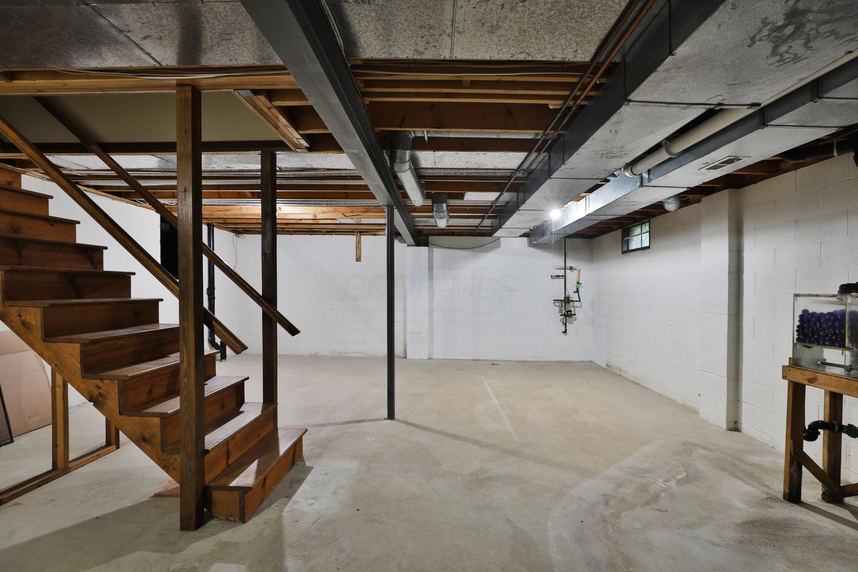 128 Green Springs Drive, Columbus, Ohio image 40