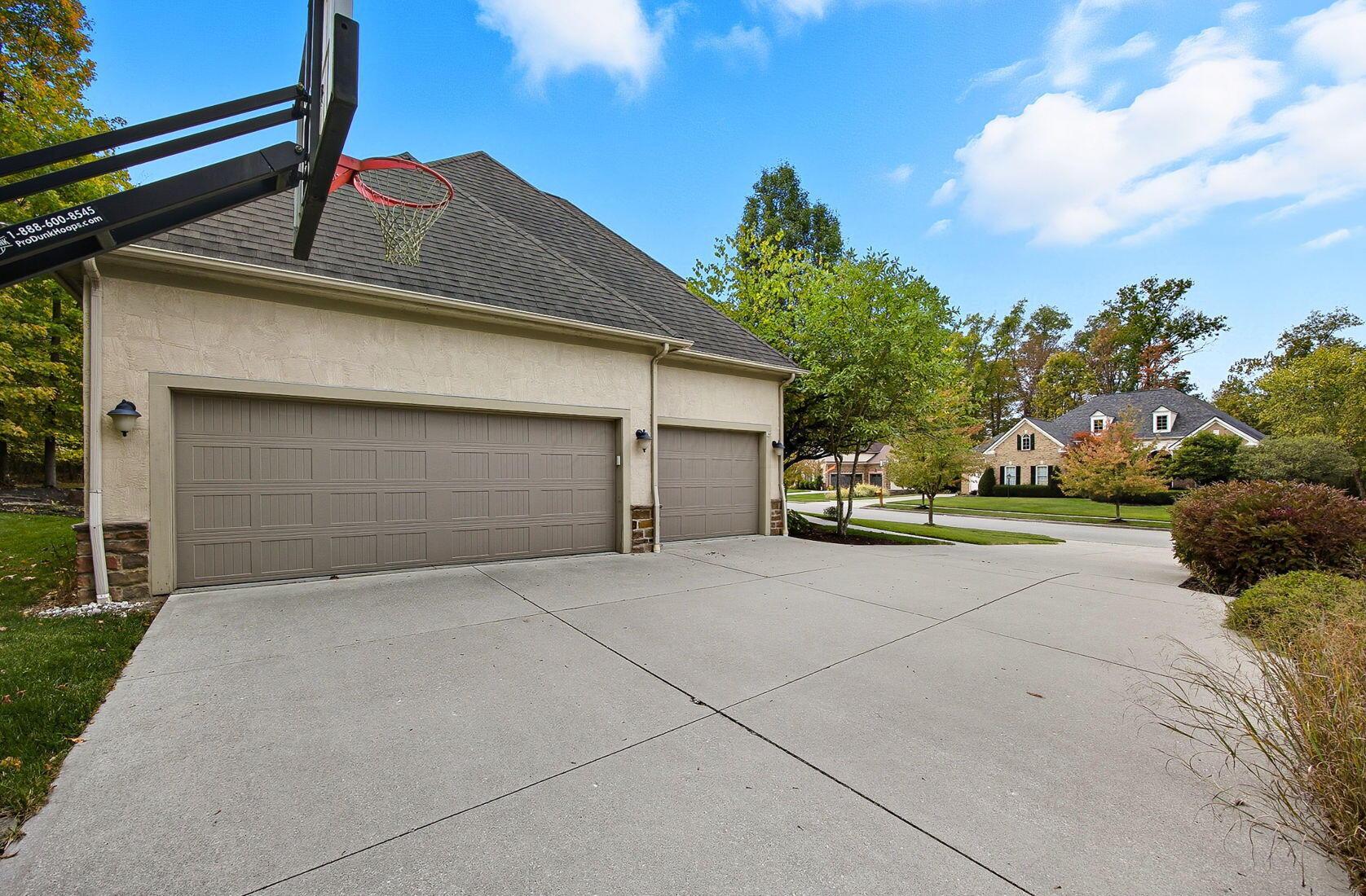 Westerville, Ohio 43082, United States, 5 Bedrooms Bedrooms, ,5 BathroomsBathrooms,Residential,Active,228462