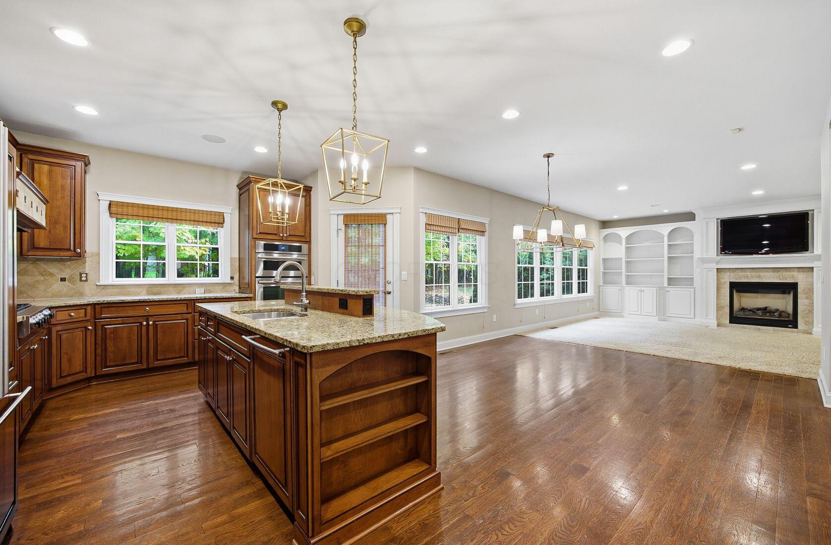 Westerville, Ohio 43082, United States, 5 Bedrooms Bedrooms, ,5 BathroomsBathrooms,Residential,Active,228462