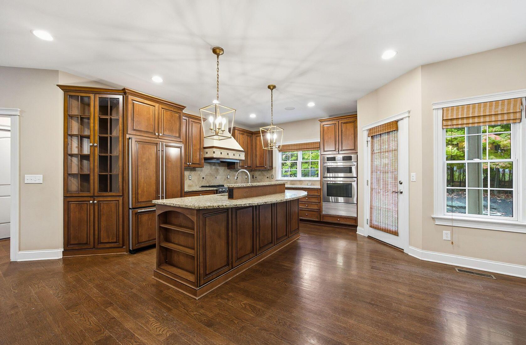 Westerville, Ohio 43082, United States, 5 Bedrooms Bedrooms, ,5 BathroomsBathrooms,Residential,Active,228462