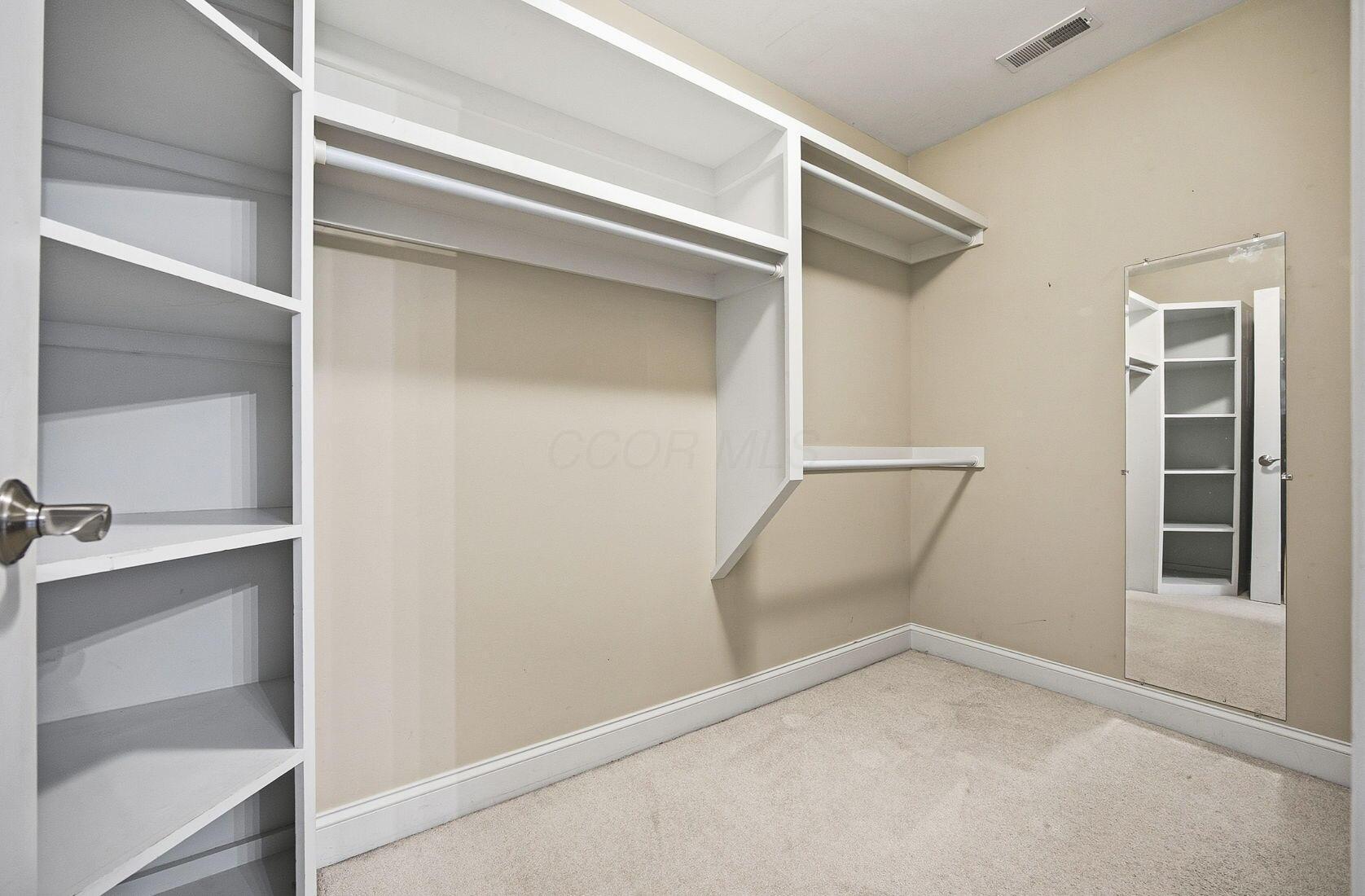 Westerville, Ohio 43082, United States, 5 Bedrooms Bedrooms, ,5 BathroomsBathrooms,Residential,Active,228462