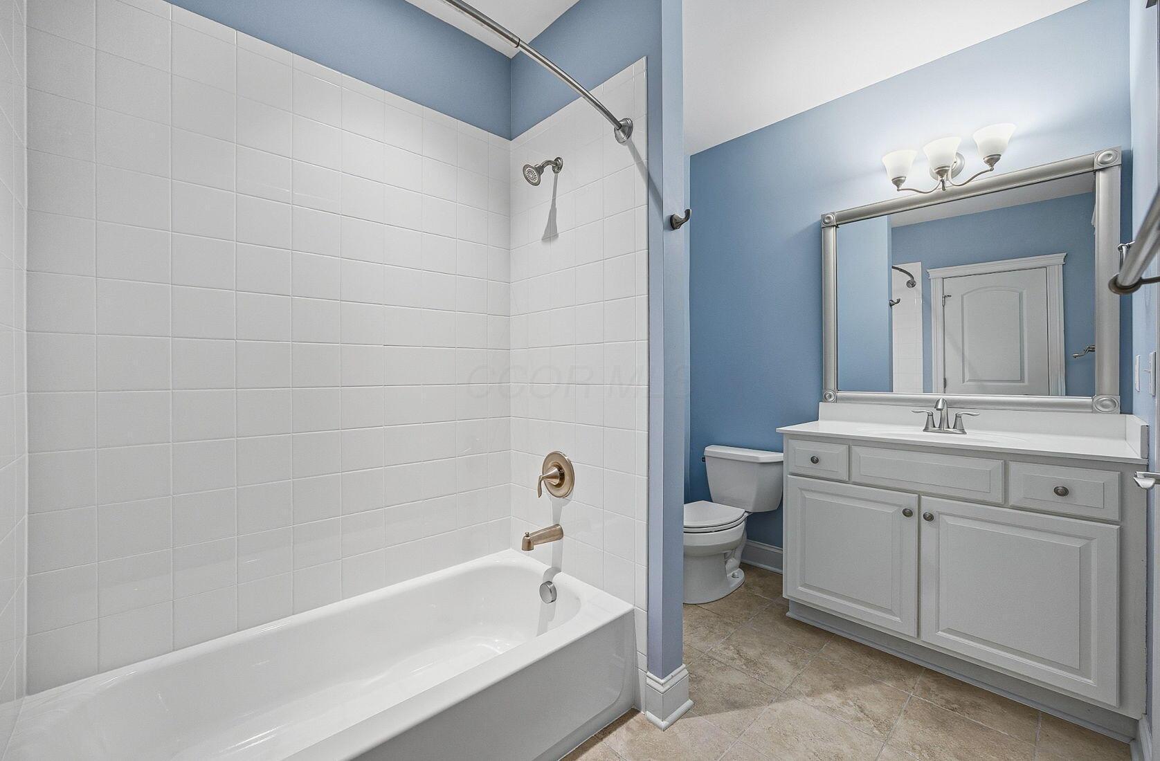 Westerville, Ohio 43082, United States, 5 Bedrooms Bedrooms, ,5 BathroomsBathrooms,Residential,Active,228462