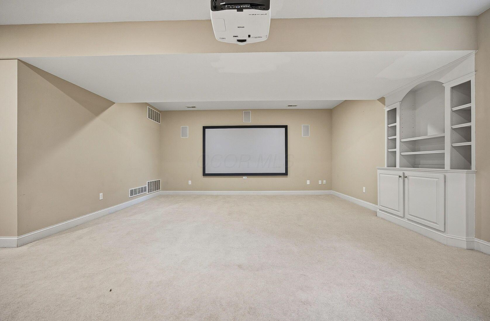 Westerville, Ohio 43082, United States, 5 Bedrooms Bedrooms, ,5 BathroomsBathrooms,Residential,Active,228462