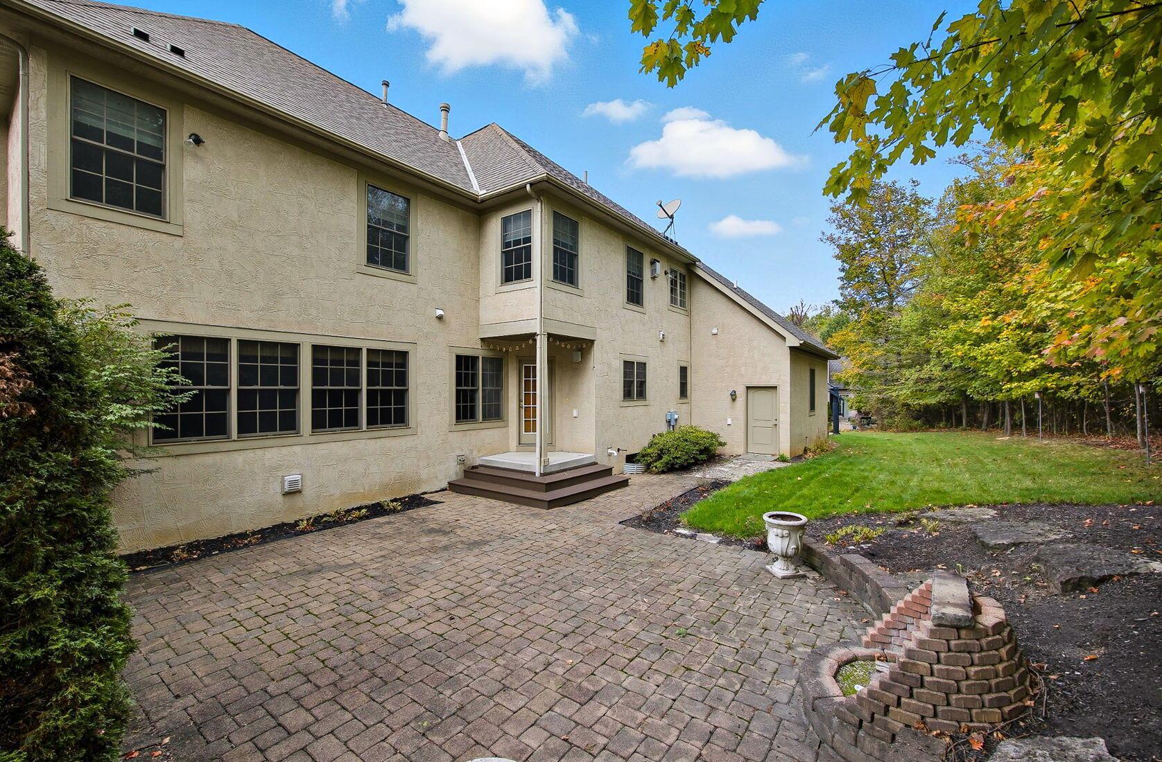 Westerville, Ohio 43082, United States, 5 Bedrooms Bedrooms, ,5 BathroomsBathrooms,Residential,Active,228462