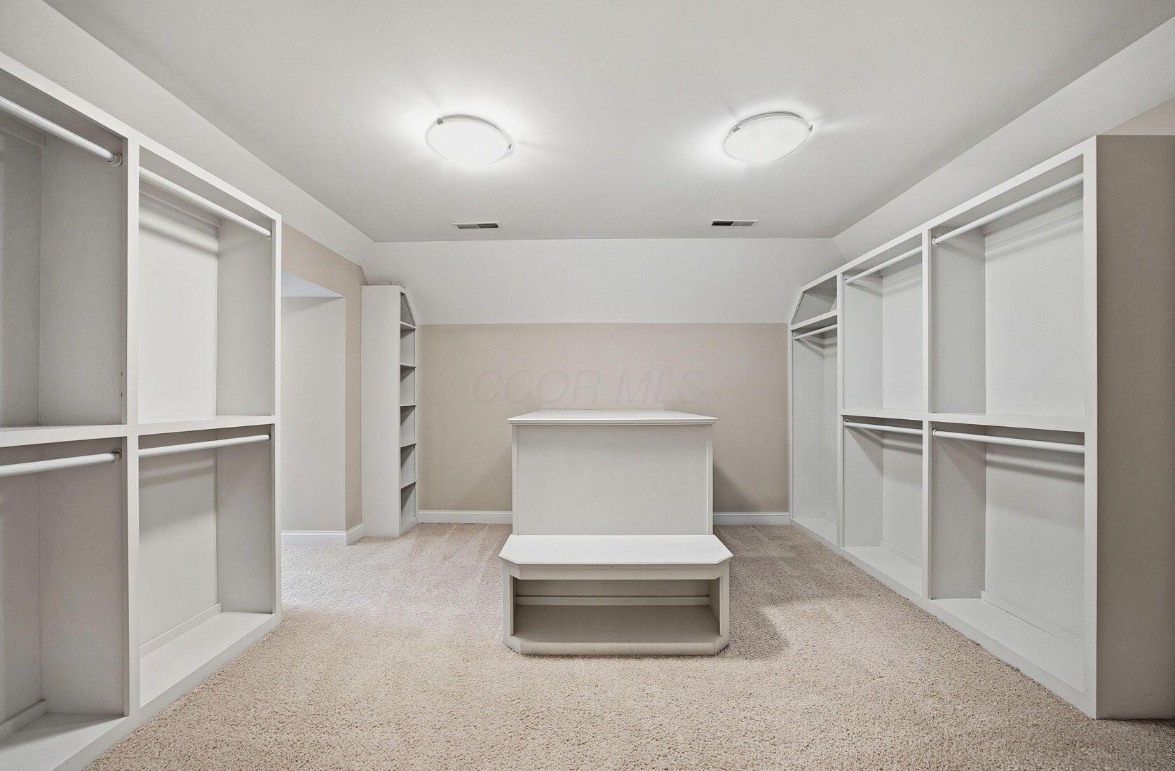 Westerville, Ohio 43082, United States, 5 Bedrooms Bedrooms, ,5 BathroomsBathrooms,Residential,Active,228462