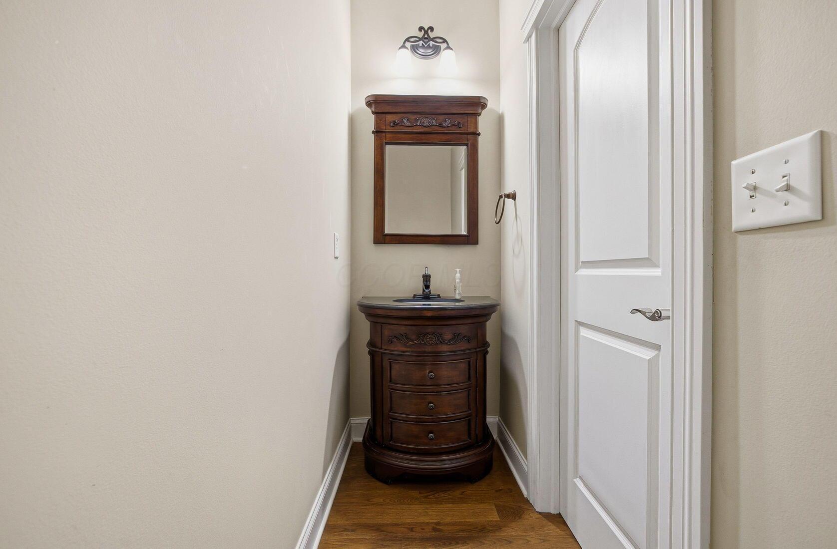 Westerville, Ohio 43082, United States, 5 Bedrooms Bedrooms, ,5 BathroomsBathrooms,Residential,Active,228462