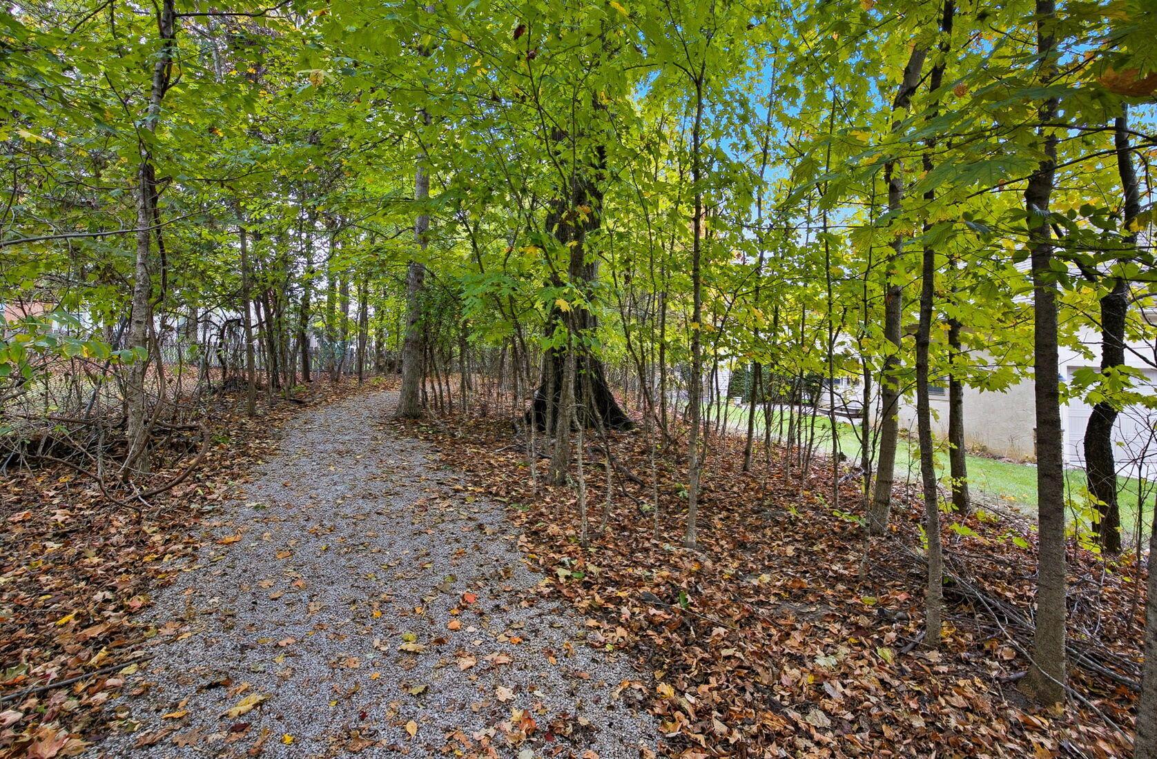 Westerville, Ohio 43082, United States, 5 Bedrooms Bedrooms, ,5 BathroomsBathrooms,Residential,Active,228462