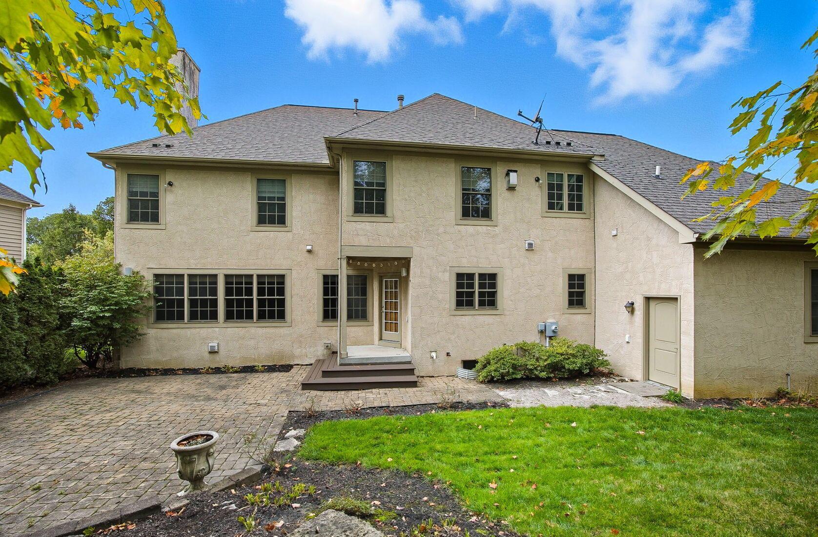 Westerville, Ohio 43082, United States, 5 Bedrooms Bedrooms, ,5 BathroomsBathrooms,Residential,Active,228462