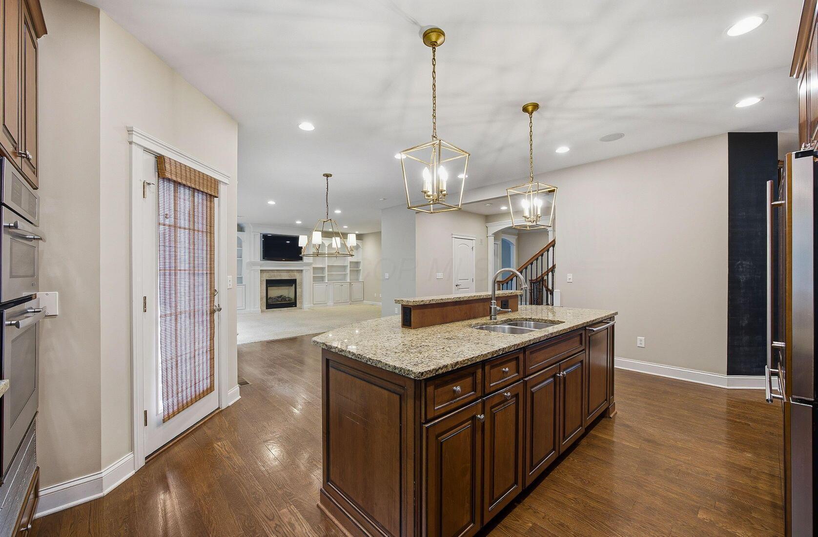 Westerville, Ohio 43082, United States, 5 Bedrooms Bedrooms, ,5 BathroomsBathrooms,Residential,Active,228462