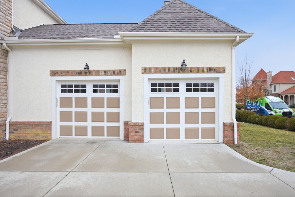 Photo of 8057 Pleasant Drive, Dublin, OH 43016 (MLS # 226004787)