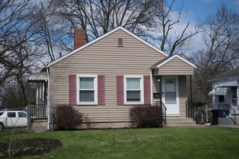 Photo of 792 Melrose Avenue, Columbus, OH 43224 (MLS # 226010418)