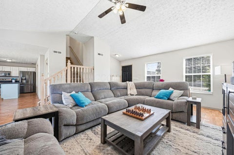 Photo of 2197 Brookbank Drive, Grove City, OH 43123 (MLS # 226016676)