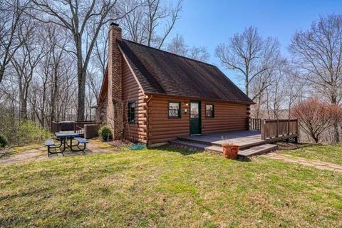 Photo of 15532 Oh-93, Logan, OH 43138 (MLS # 226006265)