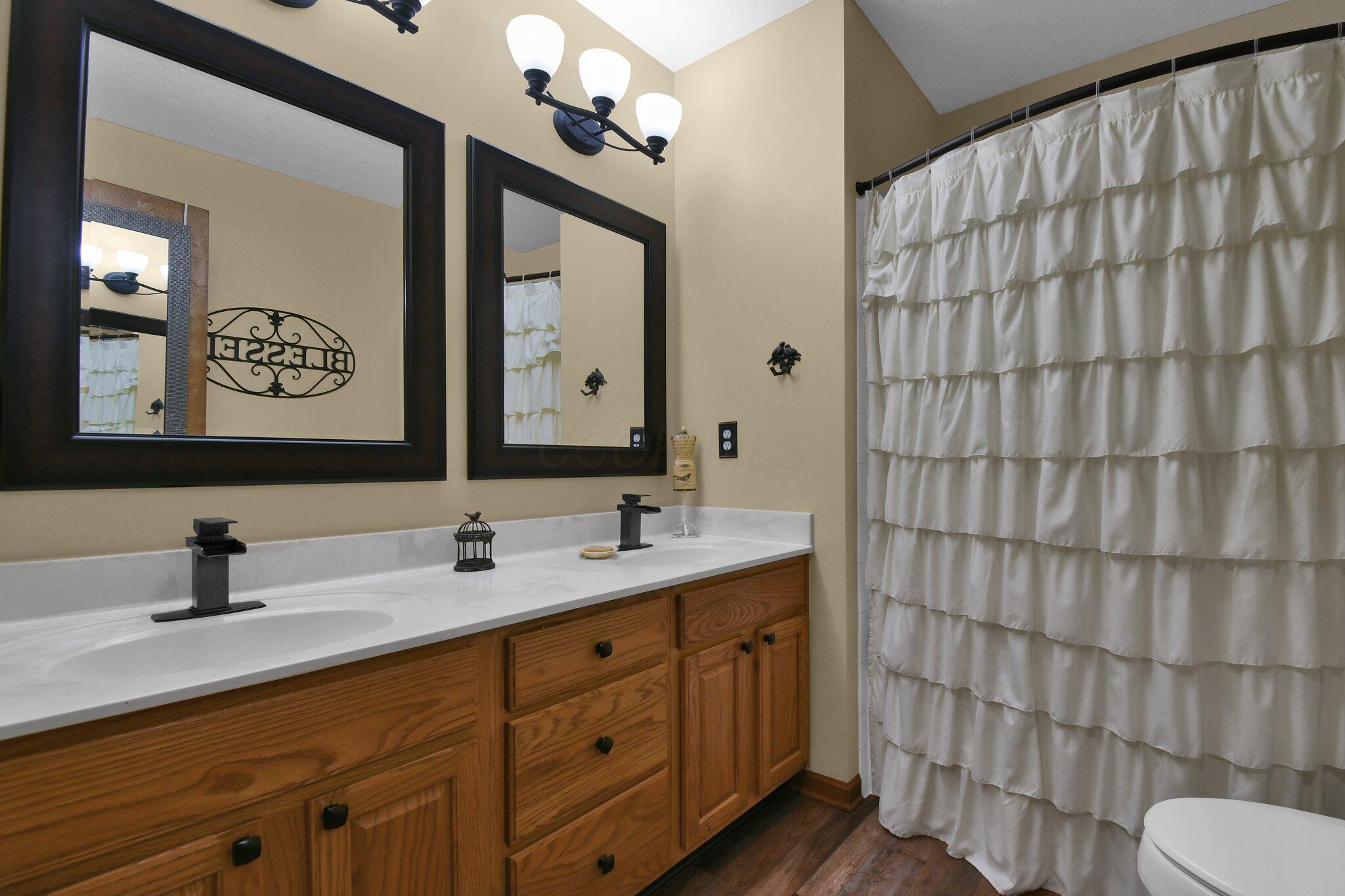 5843 Burnett Drive, Galena, Ohio image 41