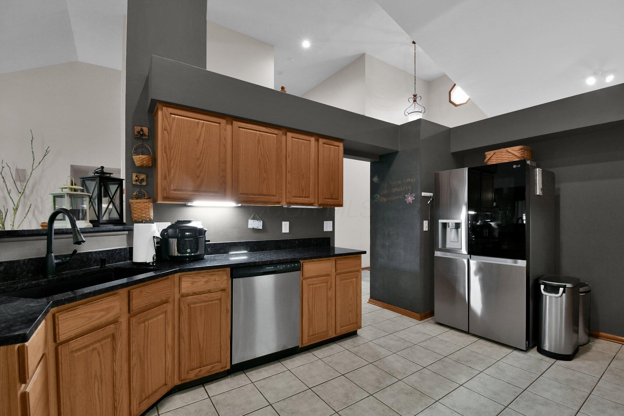 5843 Burnett Drive, Galena, Ohio image 16