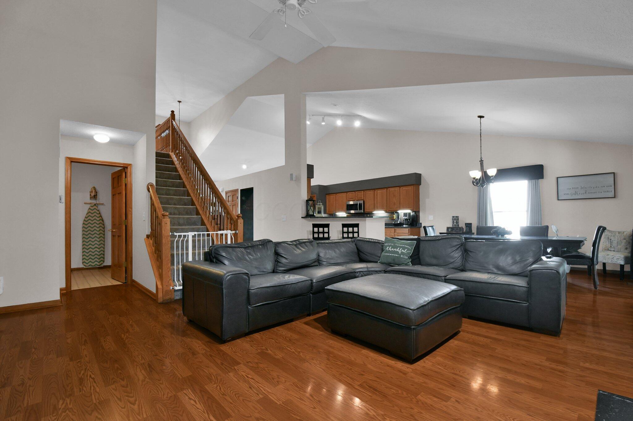5843 Burnett Drive, Galena, Ohio image 25